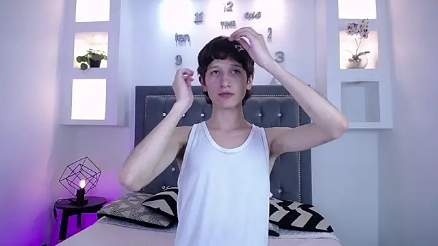 Emo_Boy_ live sex cam