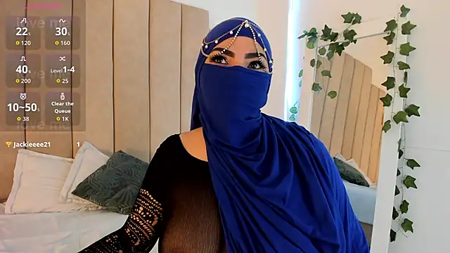 _naylaa_'s cam snapshot