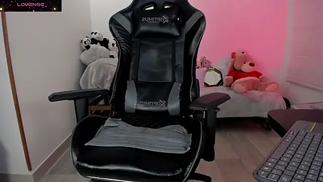 Biancastrongg live sex cam