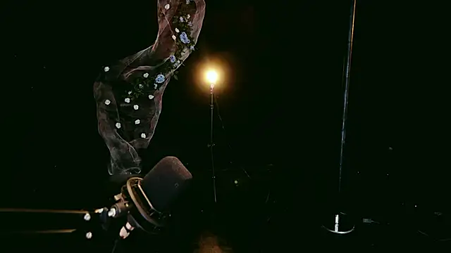 Lady-Mia777 live sex cam