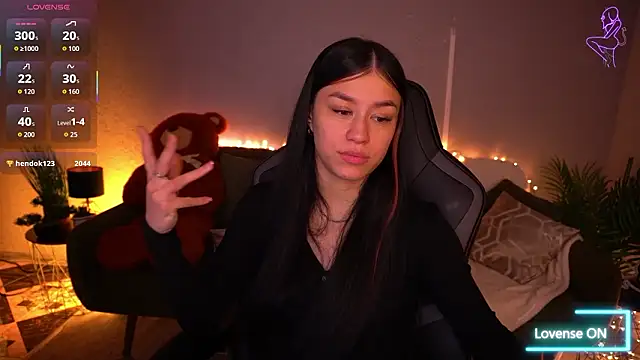 FataleNellie live sex cam