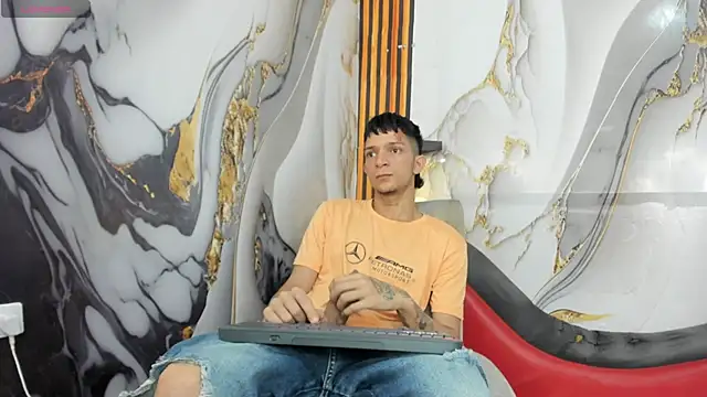 Straight_Guy22 live sex cam