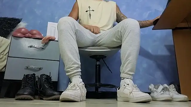 TomLover_12 live sex cam