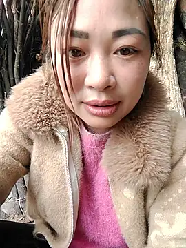 out-lustt live sex cam