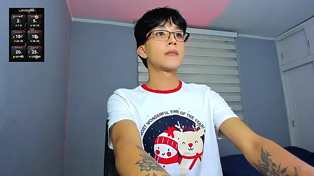 tom_Howard live sex cam