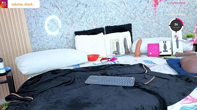 sabrina_shark_ live sex cam