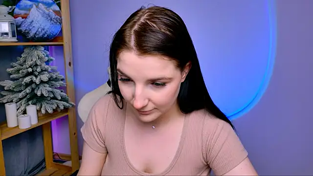 AliceChanel's cam snapshot