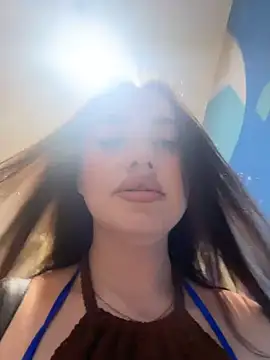 KiraSunshine live sex cam