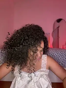 Lucy_wilson5 live sex cam