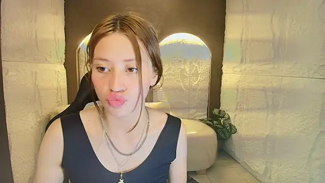 jazmin_r_'s cam snapshot