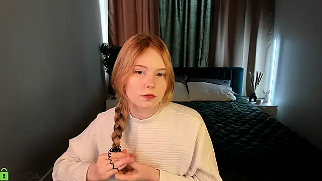 Julia_Anis's cam snapshot