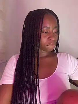 MISSMAYSROOM's cam snapshot