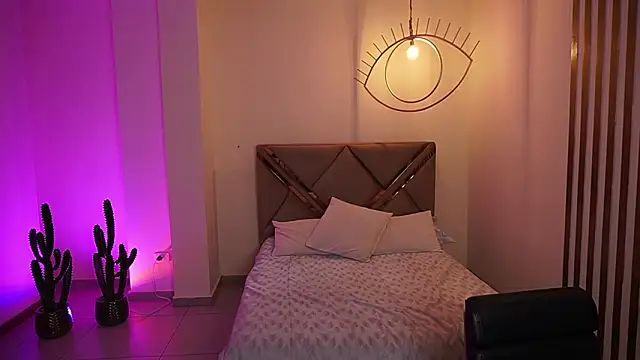 AliceHarper_'s cam snapshot