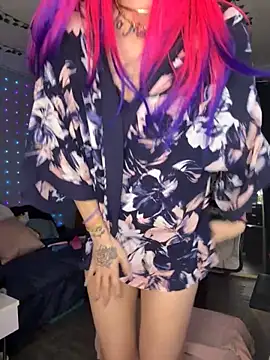 Purple2StayThnxx's cam snapshot