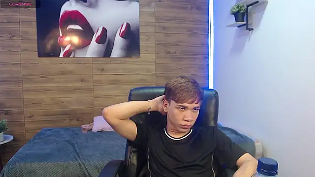 nathanclay live sex cam