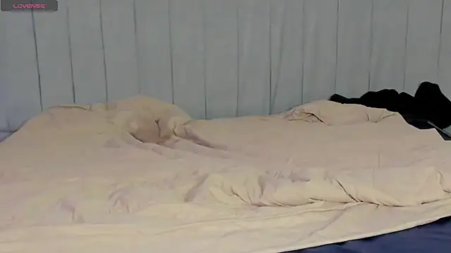 Limitless_Skyy's cam snapshot