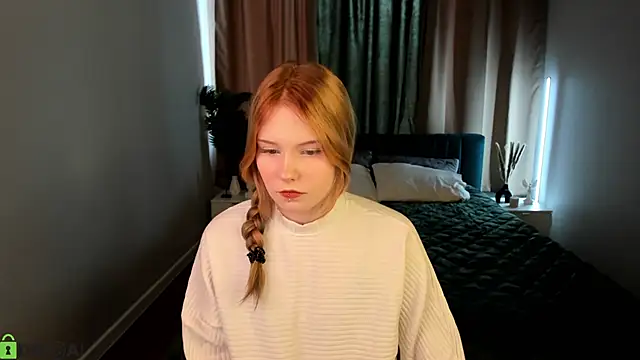 Julia_Anis's cam snapshot