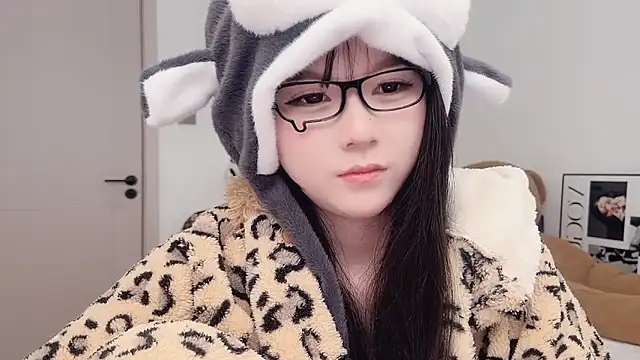 lnua-lnua's cam snapshot