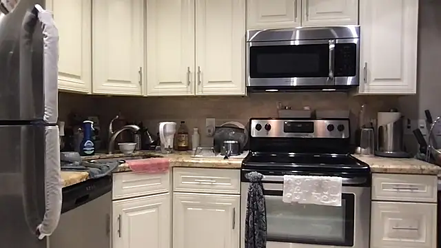 BigGuyMuscle live sex cam