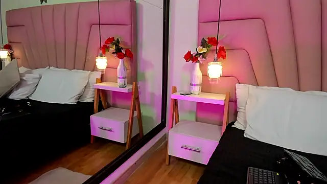 Kim_Luna1's cam snapshot