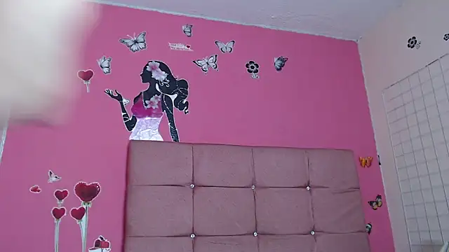 maddiison303av live sex cam