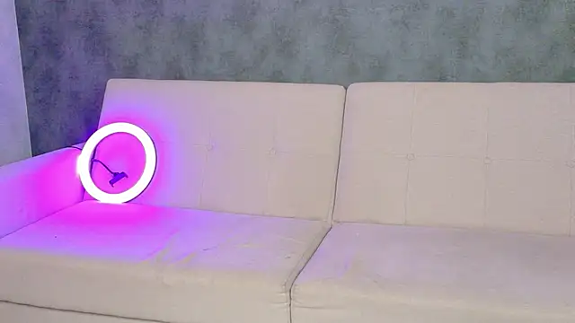 OnlyForYou_'s cam snapshot