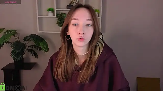 Miche1le_Allenne's cam snapshot