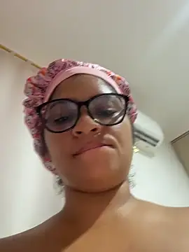 Tana_latin's cam snapshot