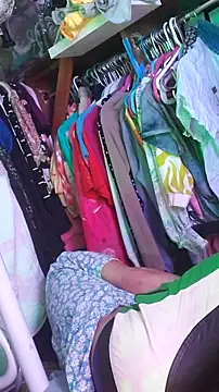 gurlnips live sex cam