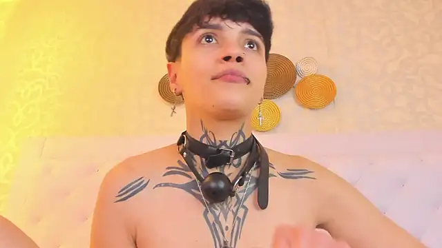 b3k_afrodict's cam snapshot