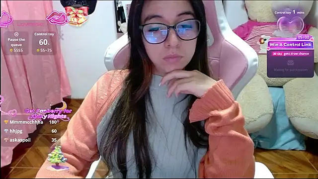 Maggie_Fox3's cam snapshot