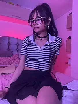 _Lucycherry's cam snapshot