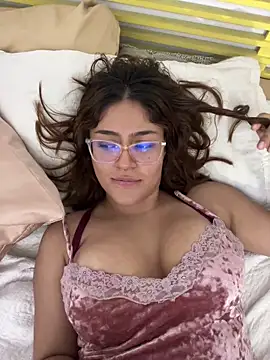 Juliana_News's cam snapshot