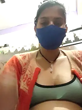 Maahi-Queen's cam snapshot