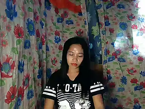 PinaySkinnyGirl's cam snapshot