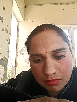 Cute-karisma1234's cam snapshot