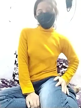 Cute-Naavya live sex cam