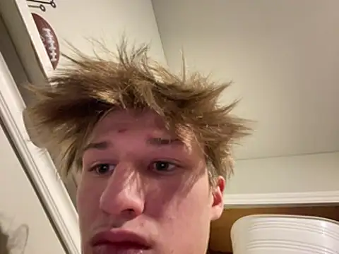 yourwhiteboy1 live sex cam