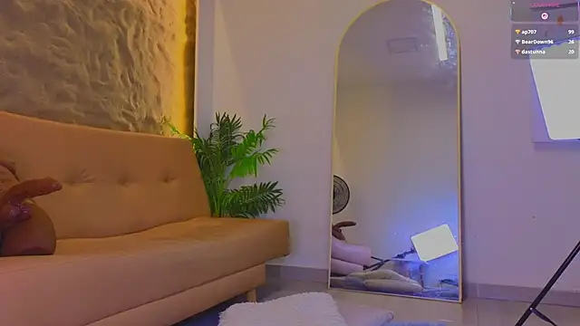 Isa__Blanc's cam snapshot