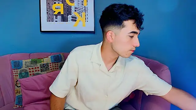 Cody_crown live sex cam