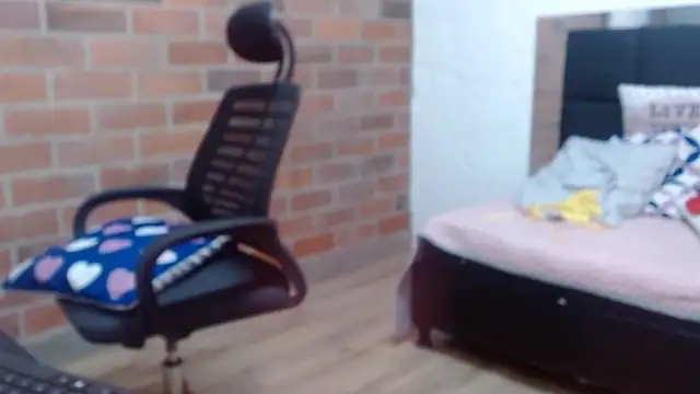 samantha__karolstone's cam snapshot