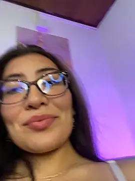 lianaa__'s cam snapshot