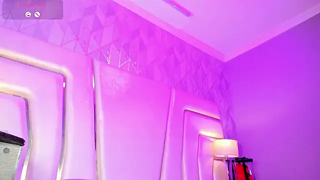 AnahisBennett's cam snapshot