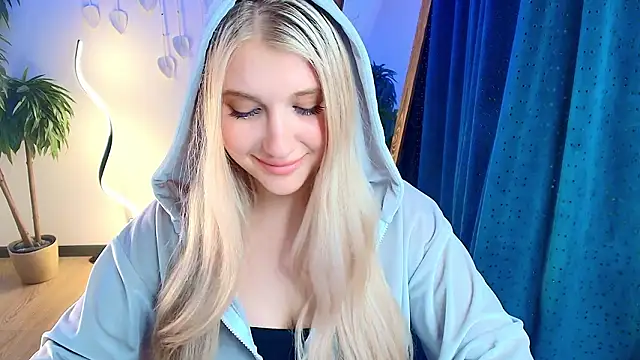 Evacadooo's cam snapshot