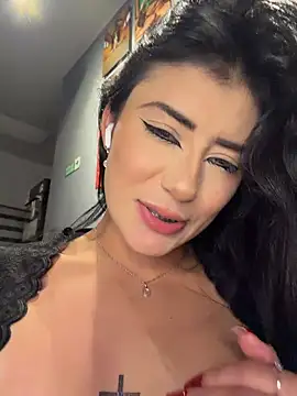 fiorella_paris's cam snapshot