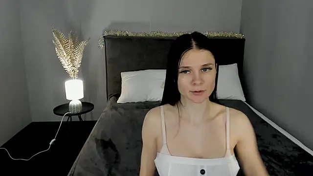 SkinyJoys's cam snapshot