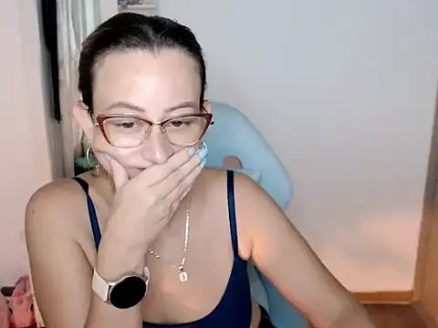 BOREAL_MOON's cam snapshot