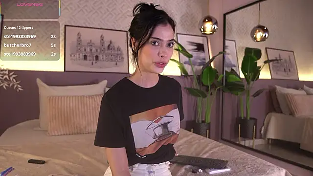 ElleDiane's cam snapshot