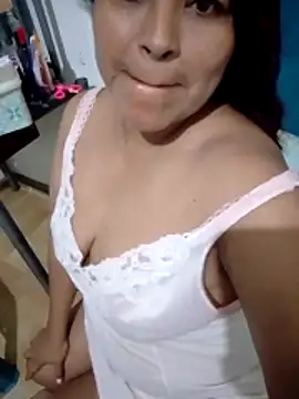 LaylaWinxxx's cam snapshot