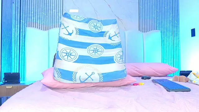 Sofia_martiin's cam snapshot